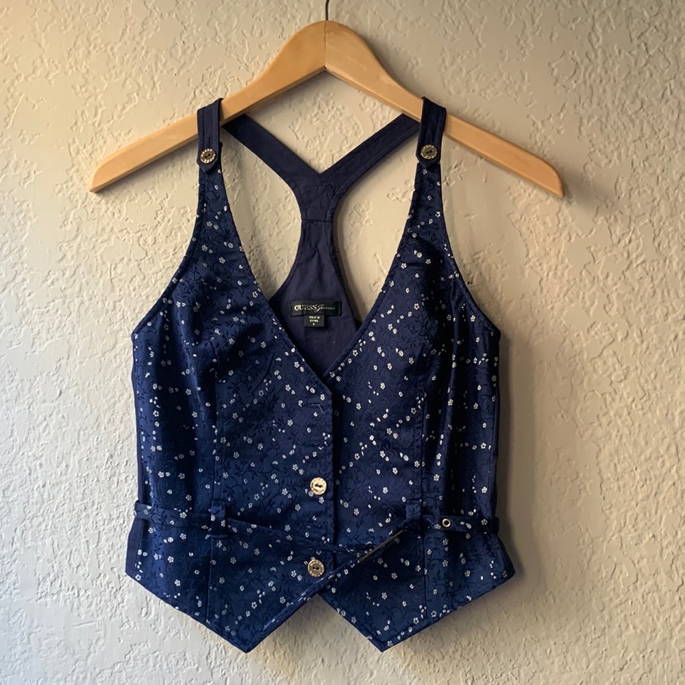 Guess top
